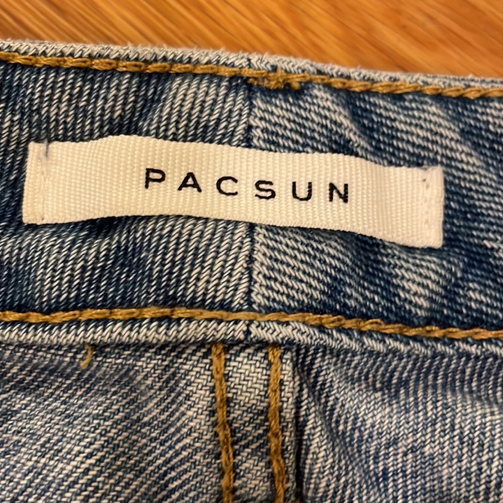PacSun Mom Jeans - Picture 3 of 4